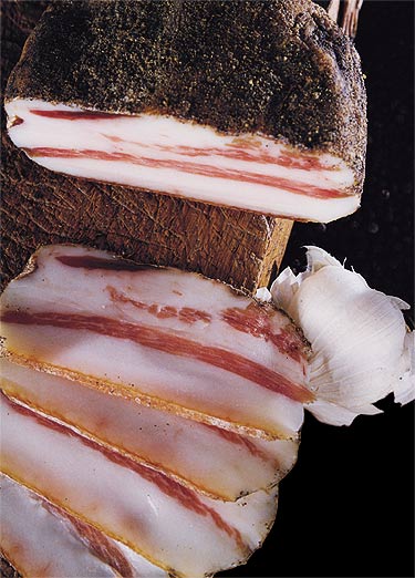 Guanciale-Speck