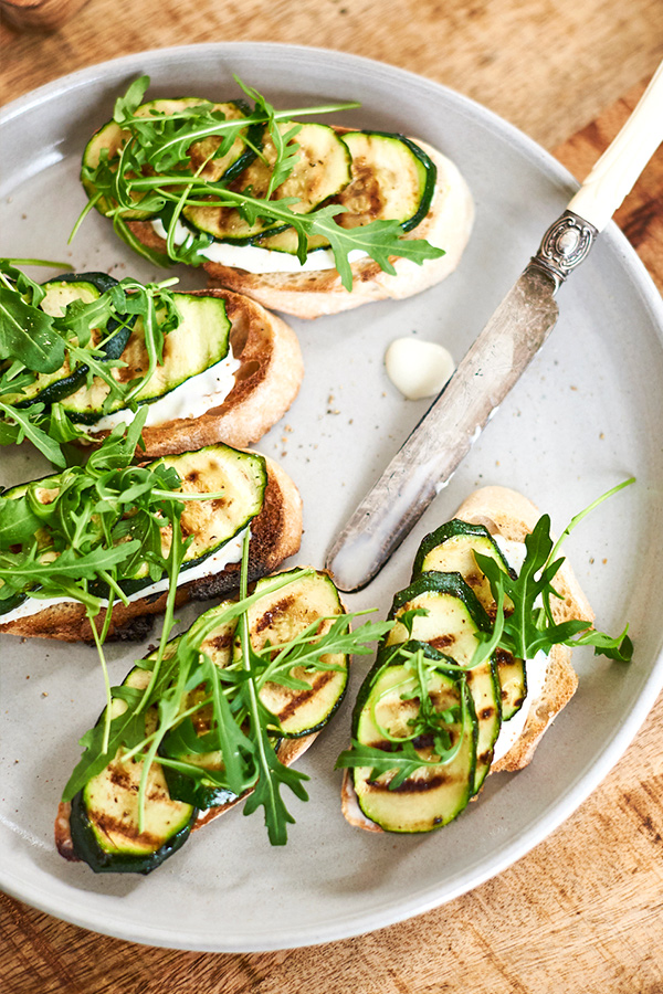 Crostini mit Zucchini
