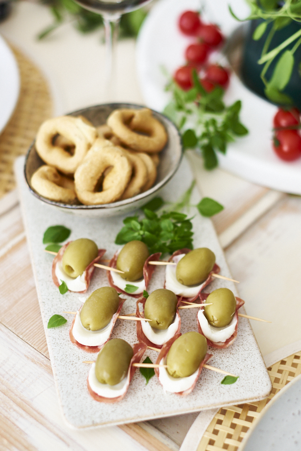 Fingerfood Spieße mit Oliven