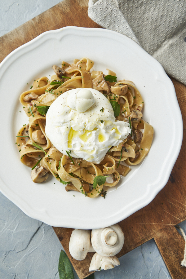 Burrata Pasta Funghi