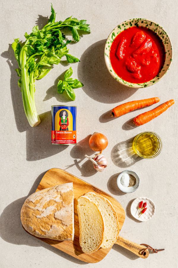 Zutaten für Pappa al pomodoro