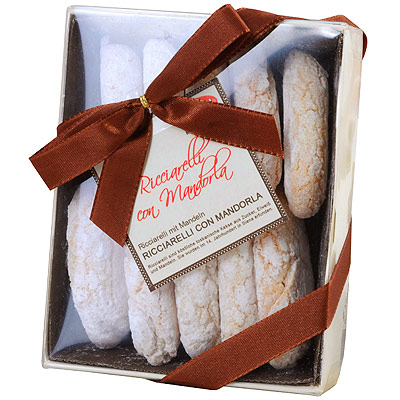ricciarelli_di_siena Ricciarelli di Siena