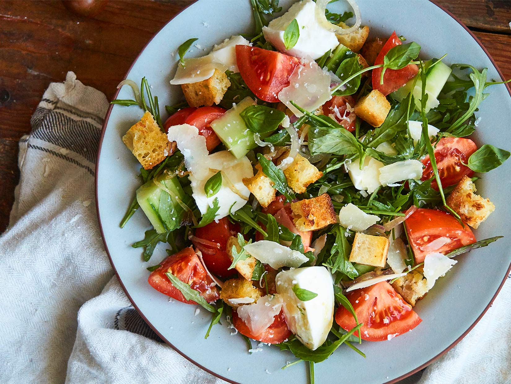 Panzanella - gerösteter Brotsalat - Gustinis Feinkost Blog