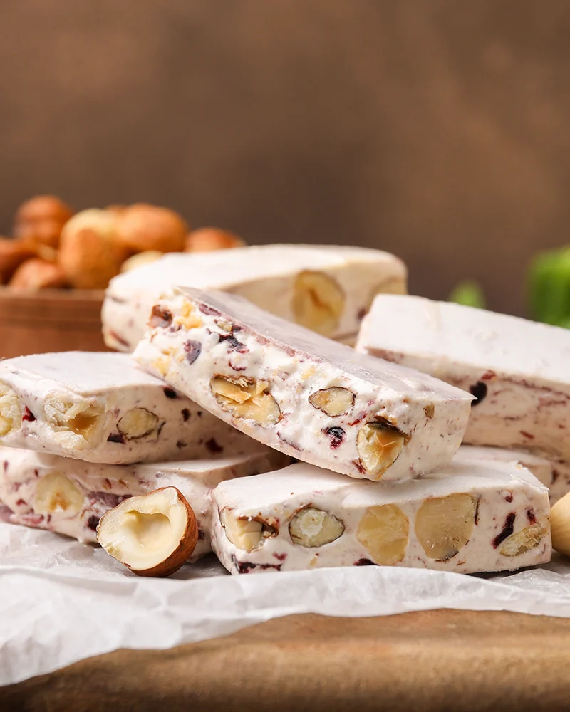 Knuspriger Torrone friabile nocciola Piemonte I.G.P.