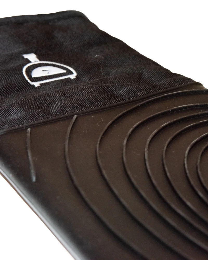 Alfa Forni - Ofenhandschuhe aus Silikon – mit passenden Accessoires arrangiert