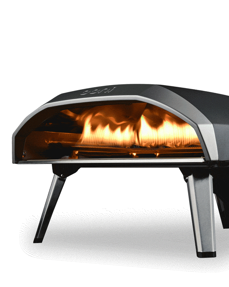 Ooni Koda 16 – Gas Pizzaofen – mit passenden Accessoires arrangiert